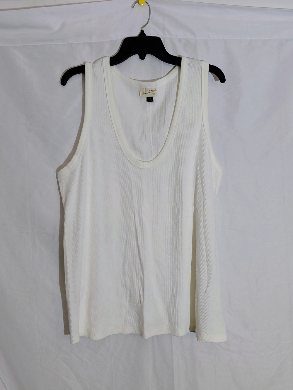 Universal Thread White Scoop Neck Tank Top NWOT